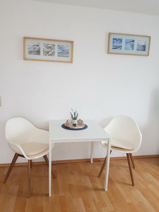 Ferienhaus Poseidon Neuharlingersiel Exterior foto
